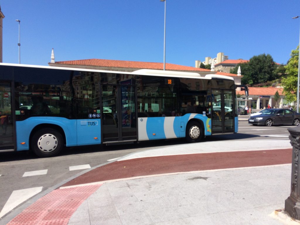 El TUS refuerza el Servicio de Autobuses con motivo de la celebración de la Noche de San Juan