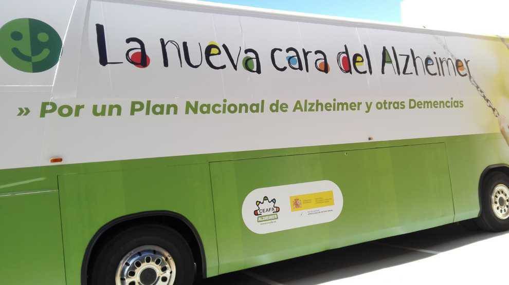 El Autobús ‘La Nueva Cara del Alzheimer’ estará este Miércoles 9 de Octubre en Santander