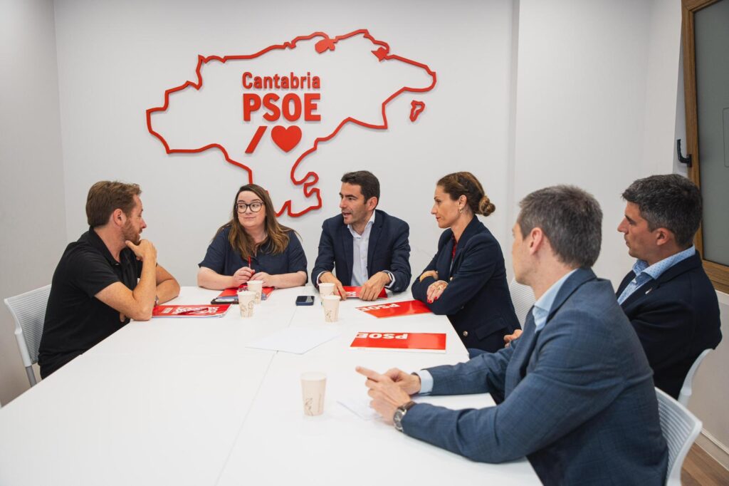 NdP CCOO inicia una ronda de reuniones con partidos políticos para recabar compromisos sobre la revisión de las Zonas de Gran Afluencia Turística