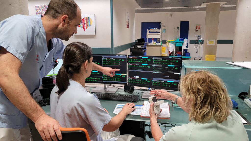 Valdecilla mejora la monitorización continua de los pacientes cardiovasculares en la planta de hospitalización gracias a la telemetría