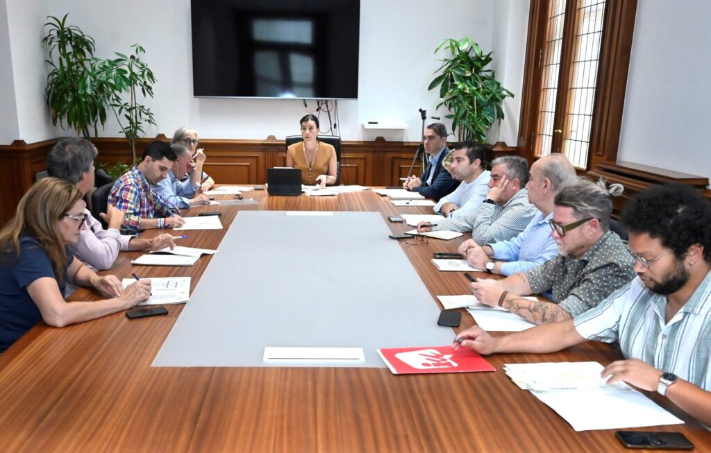 Santander moviliza 8,4 Millones para mejorar las instalaciones deportivas, ampliar la Vivienda Asequible y reforzar el TUS