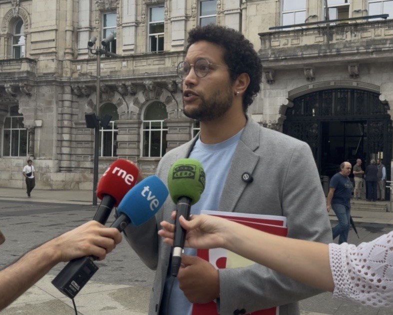 Izquierda Unida registra un Requerimiento Formal sobre el cierre al tráfico del Arco Santander que modifica la Línea 5c2 del TUS