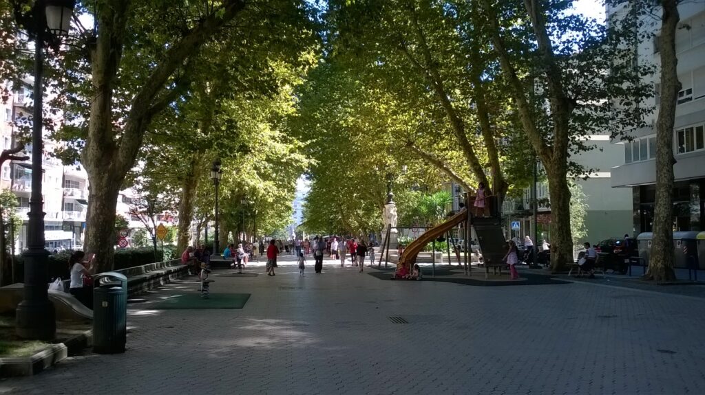 El Ayuntamiento sustituirá un Árbol Plátano de Sombra de la Alameda de Oviedo afectado por una patología fúngica