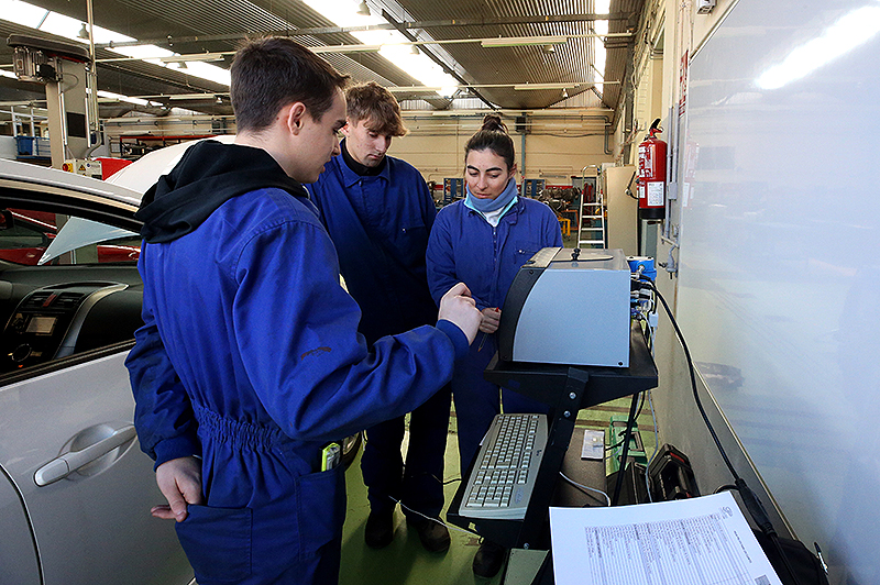 Más del 85% de los titulados en Formación Profesional en Cantabria, trabaja o continúa formándose al Año de finalizar sus Estudios
