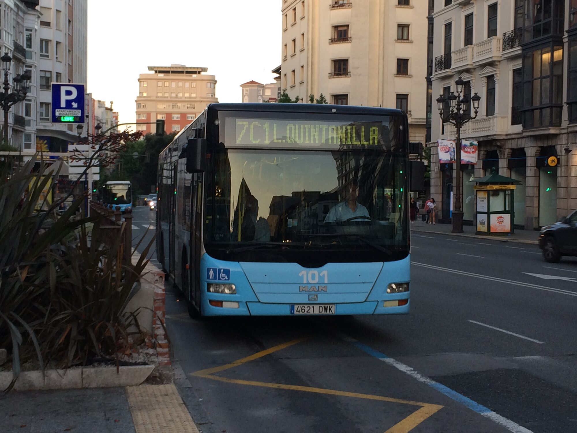 Denuncian la escasez de plantilla en el Servicio de Transportes de Santander y jornadas de Trabajo «Maratonianas»